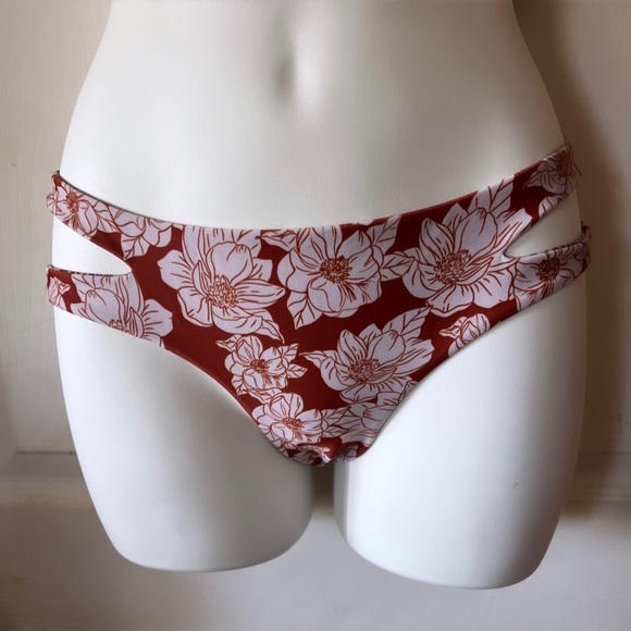 ❌SOLD❌ NWT Acacia Bikini Set - Picture 4 of 5